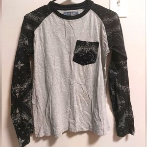 Street rules shirt Size Medium